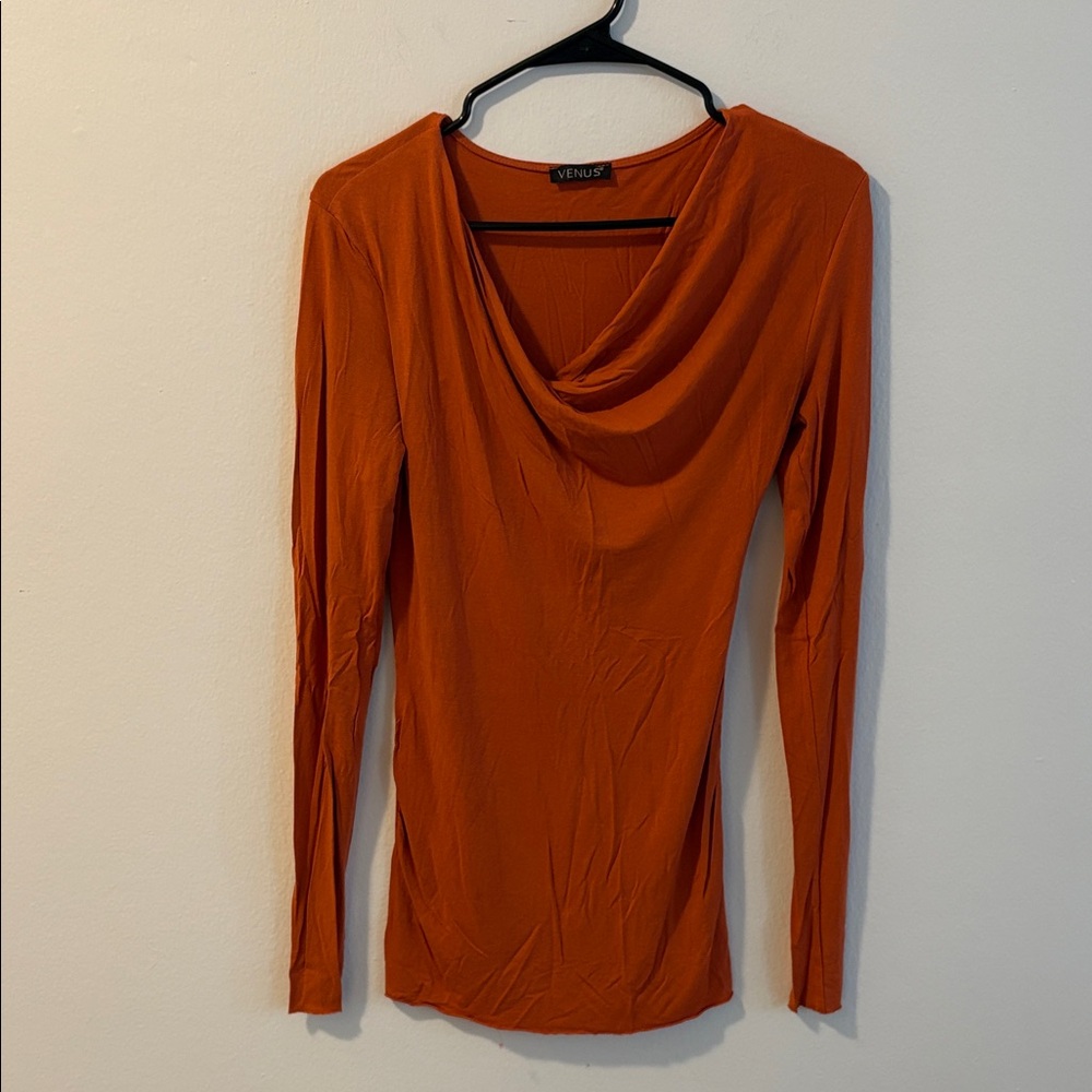 VENUS Women's Rust Long Sleeve Drape Top